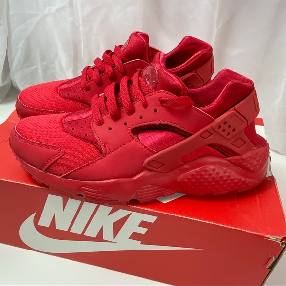 nike huarache red